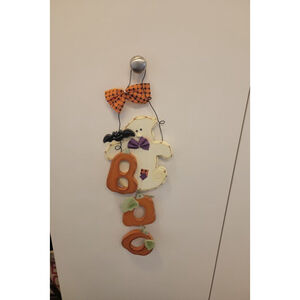 Cute Halloween ghost door hang sign